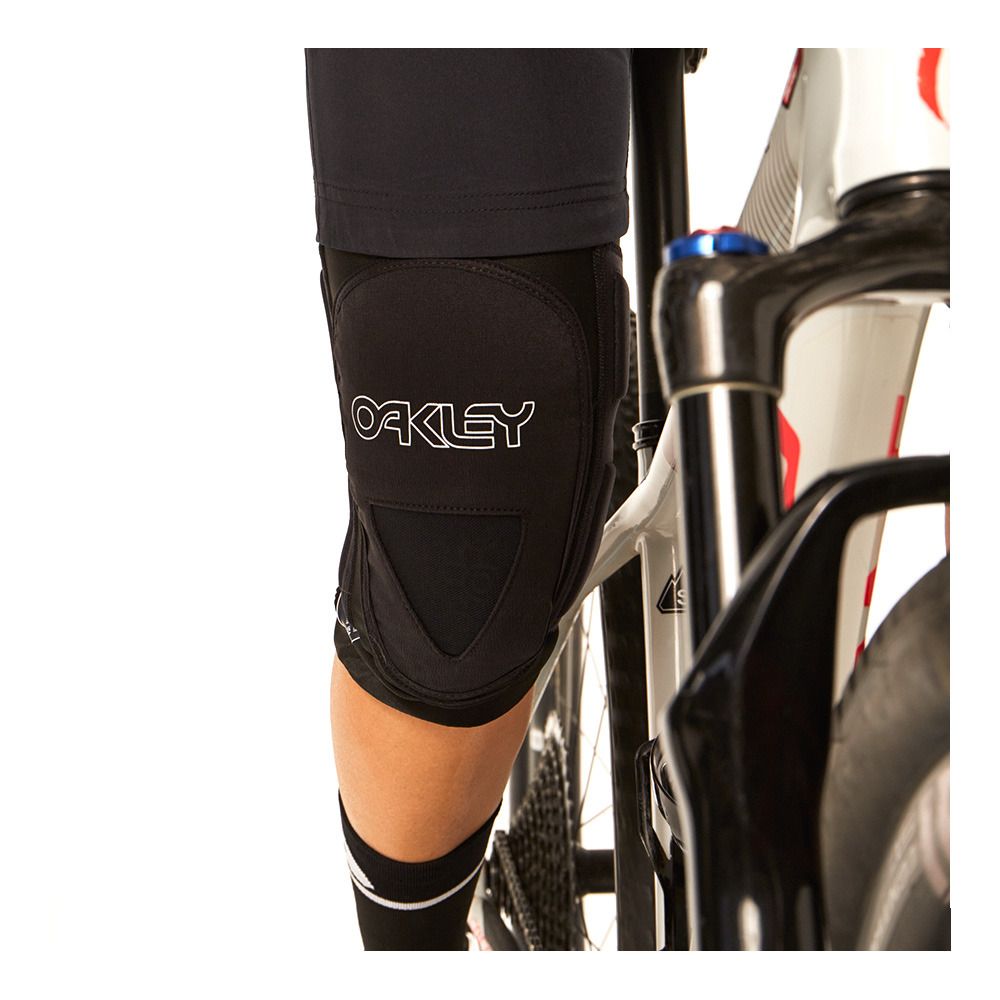 Oakley FACTORY PILOT LITE - Short Femme blackout