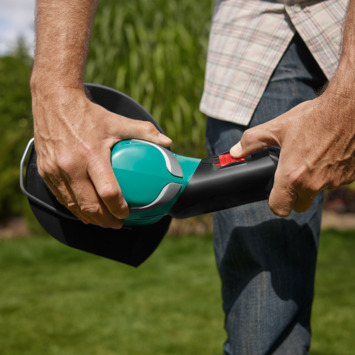 Bosch elektrische trimmer ART 27 - 450W 27cm