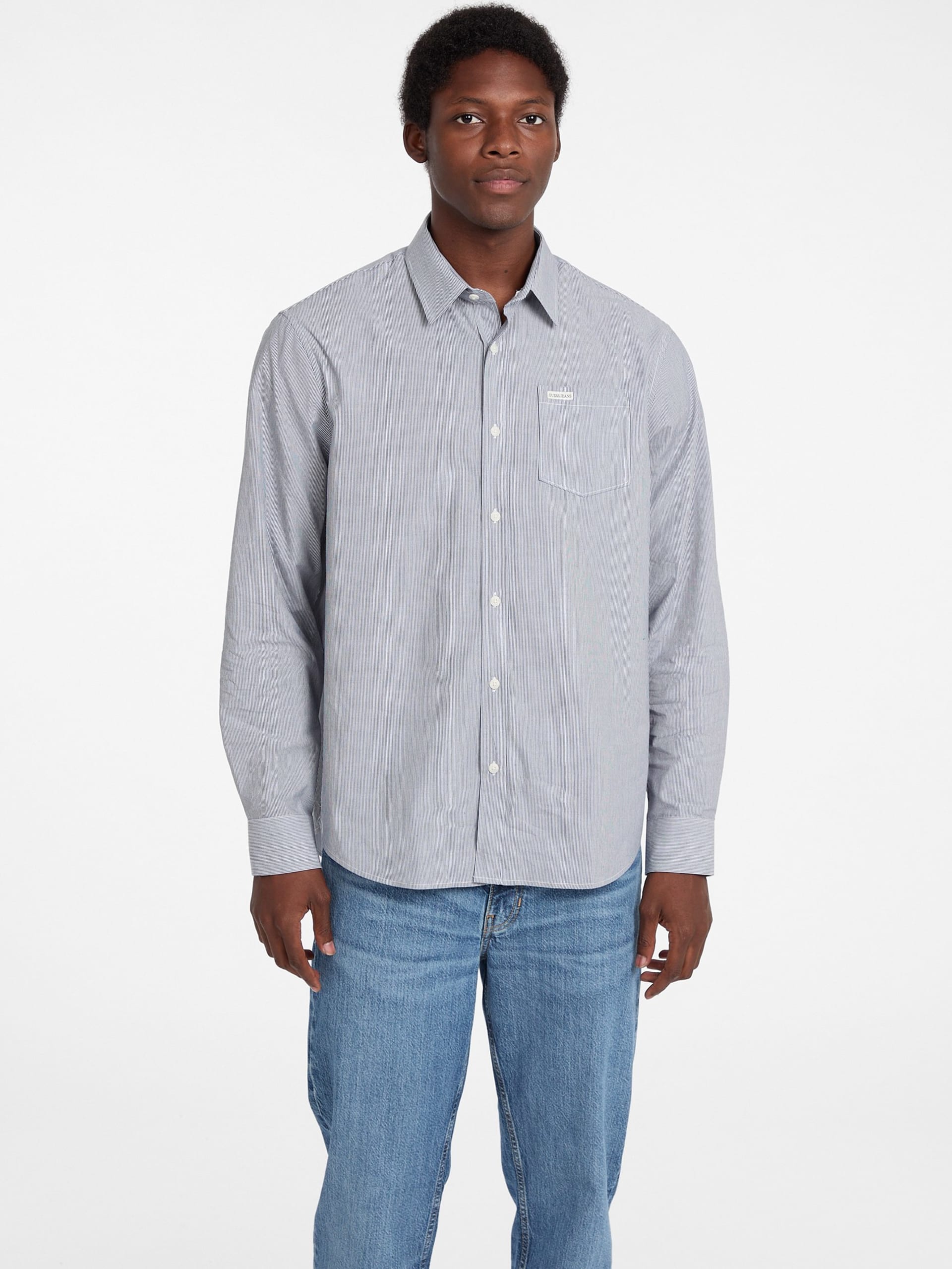 Camisa listrada com bolso