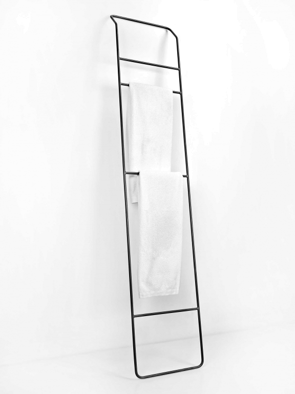 Serax Juno by Evelien Bleumink handdoekrek 40x200 zwart