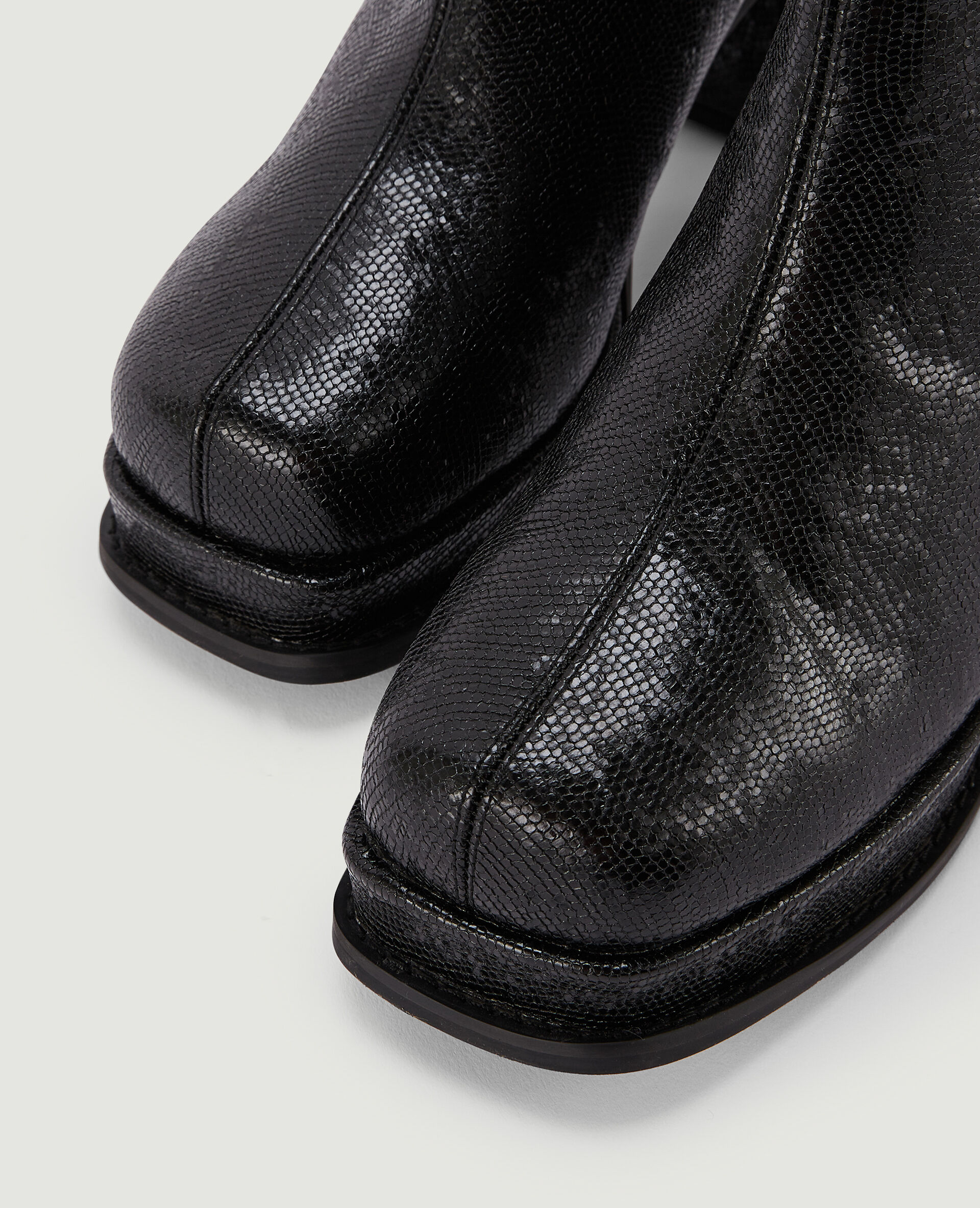Bottines irisées à talon - Noir