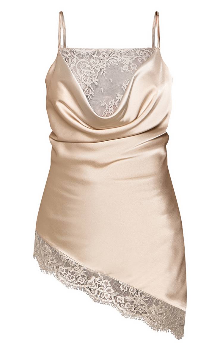 Nude Top Asymétrique En Satin À Col Drapé Et Bordure En Dentelle