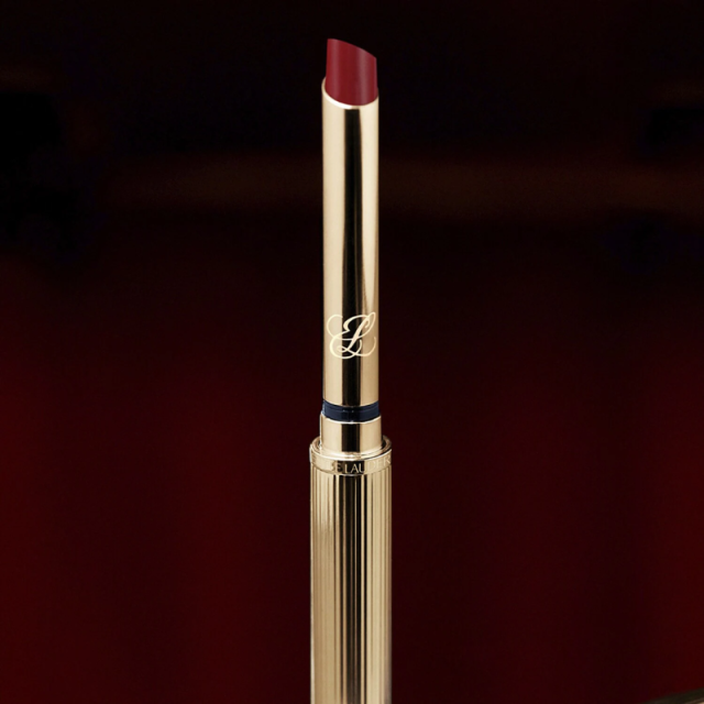 Pure Color Explicit Rouge à Lèvres Ultra Brillant ÉSTÉE LAUDER
