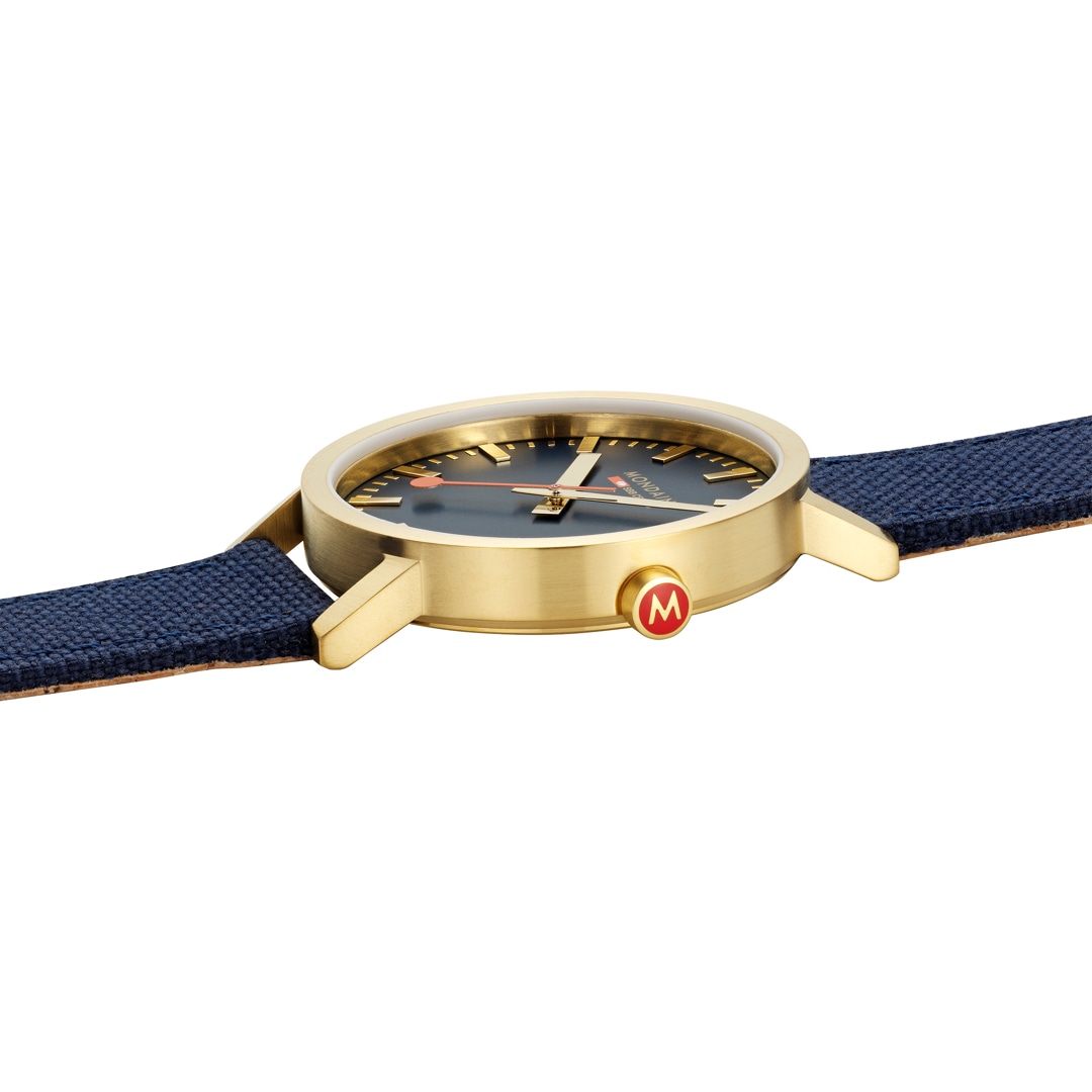 Mondaine Classic Blau Ø40