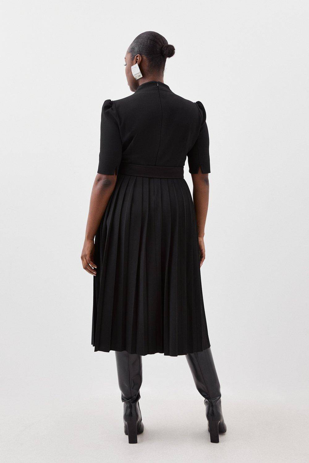 KarenMillen Robe Plus Size Forever en Crêpe Structurée et Plissée