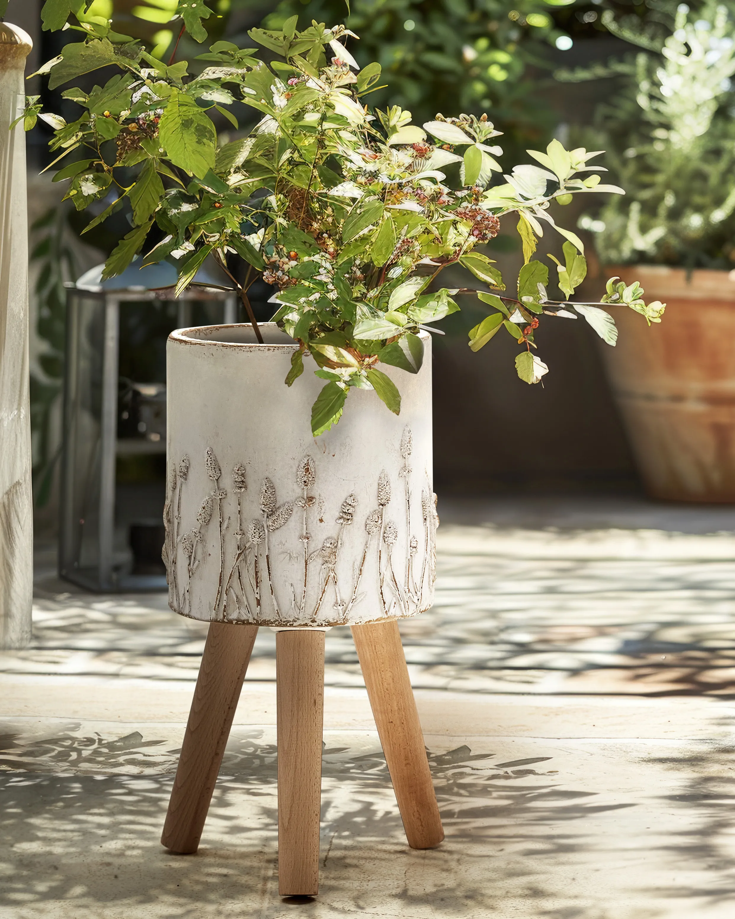 Verhoogde bloempot JANINA 24 cm Gebroken wit