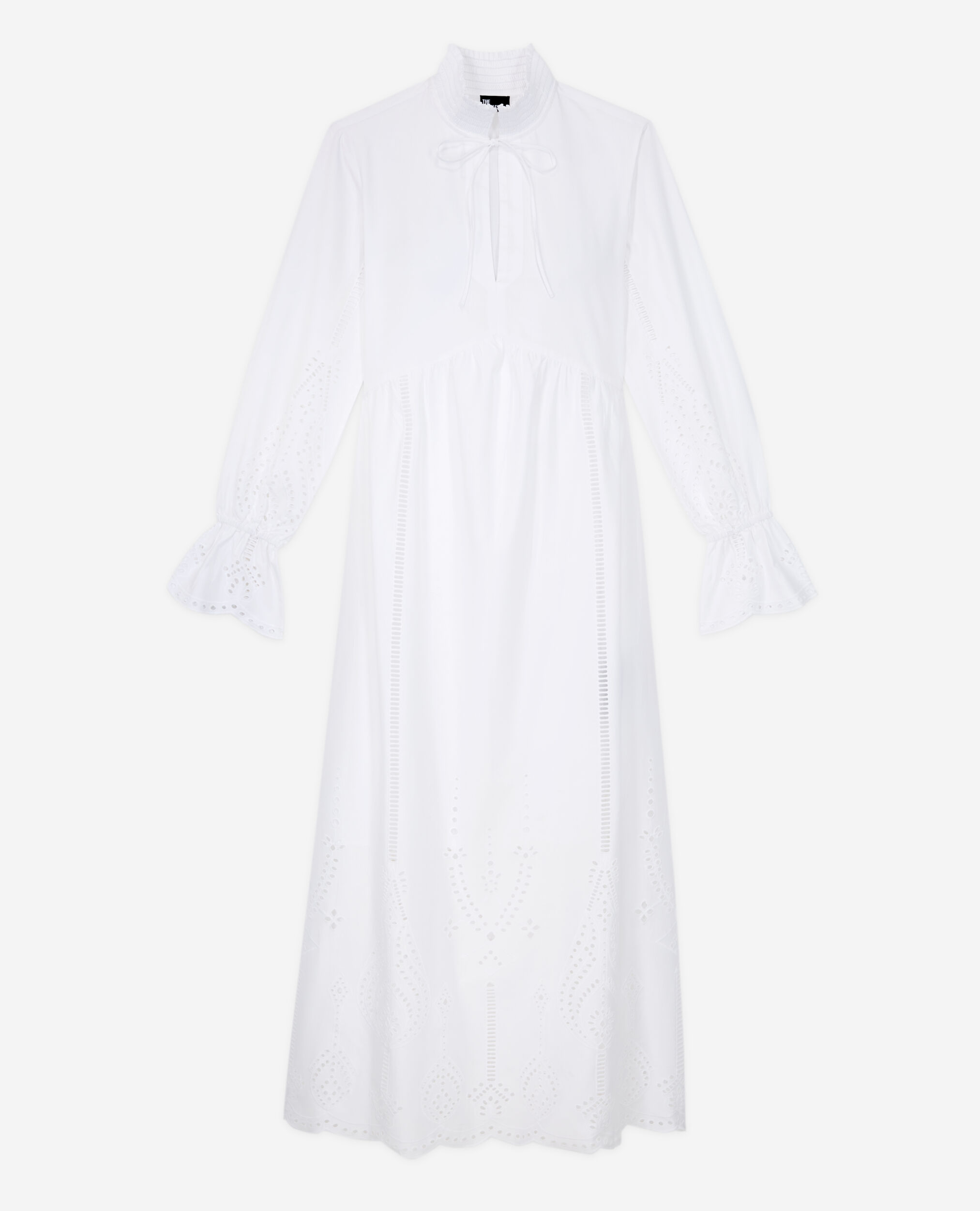 Robe longue blanche avec broderie Anglaise