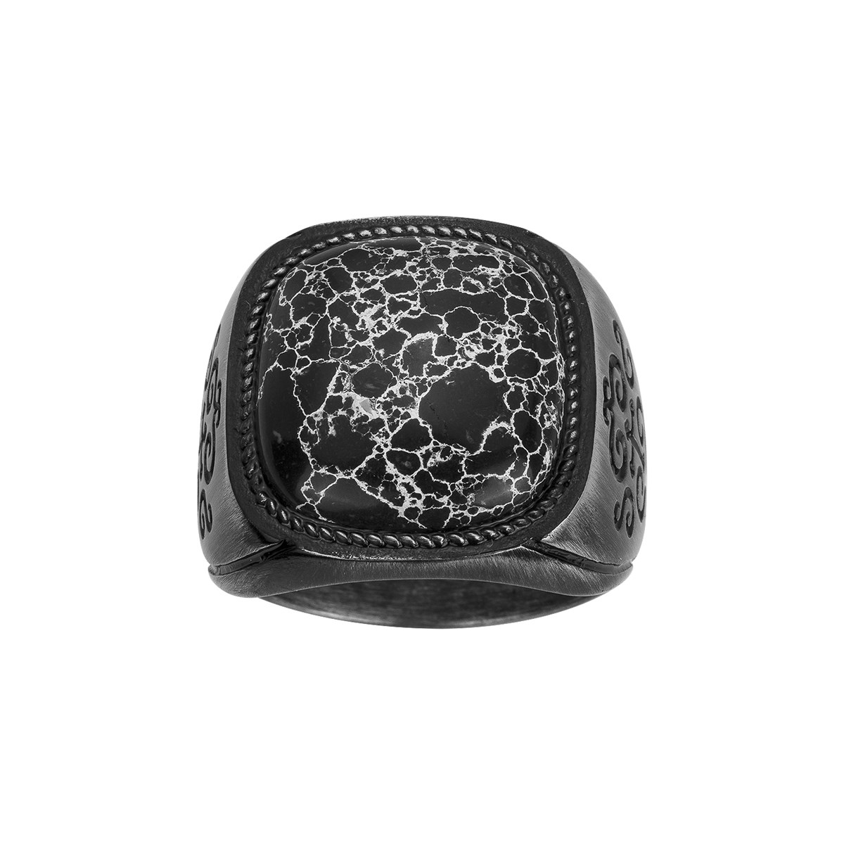 Bague Zinédine en PVD avec black howlite noir