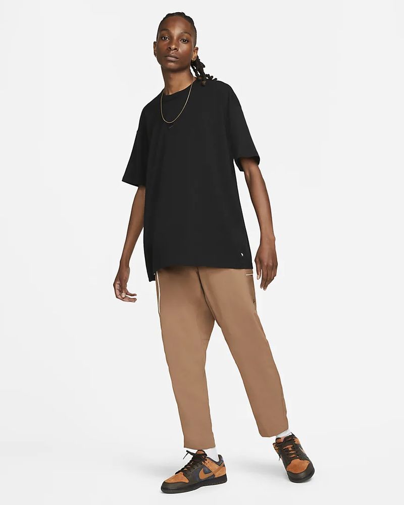 T-shirt Nike Sportswear Premium Essentials Noir pour homme
