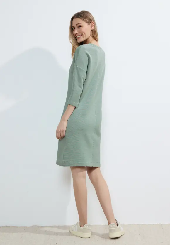 Feinstrick Kleid - raw salvia green
