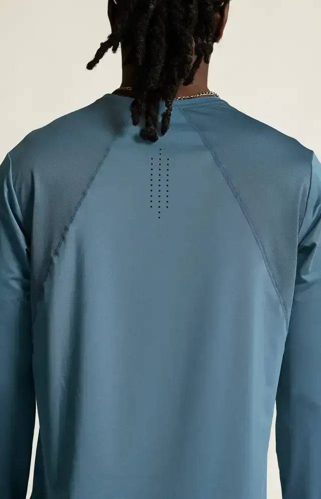 Craft ADV Essence 2 Hardloopshirt Lange Mouwen Blauw Heren