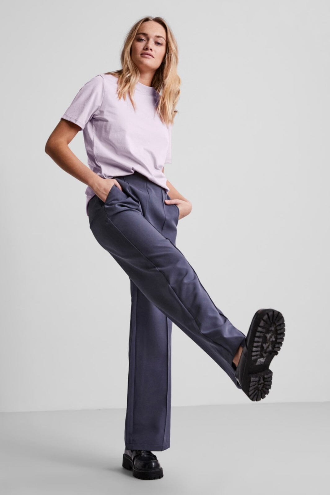 Pieces Pcria Ss Fold Up Solid Tee lavendula