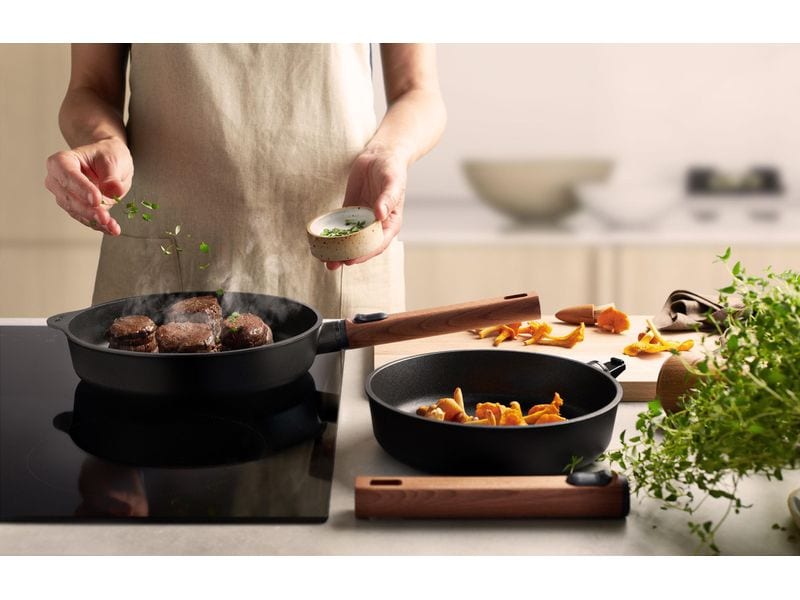 Woll Bratpfanne Eco Logic QXR 24 cm, mit abnehmbarem Griff Gusspfanne mit abnehmbarem Stiel