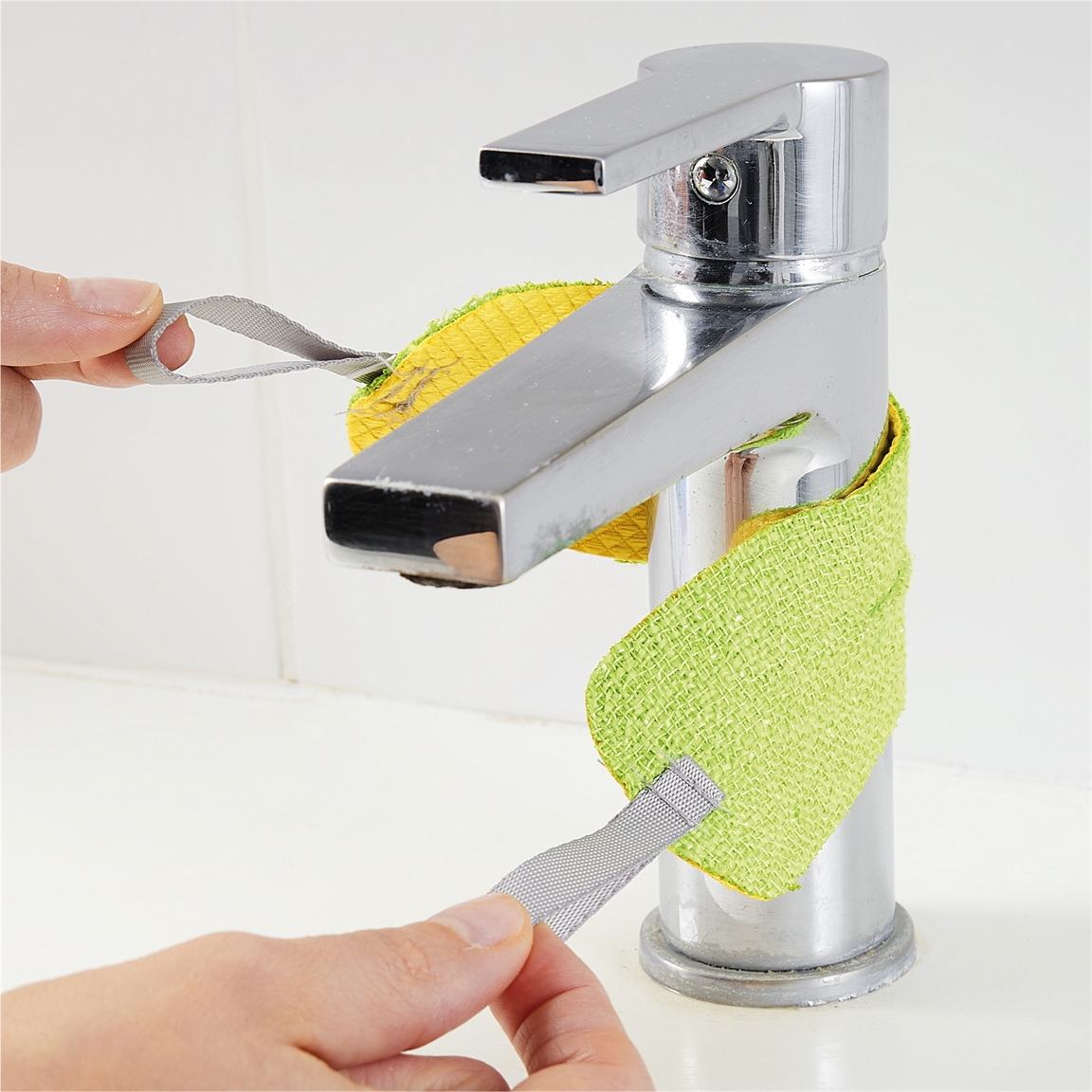 Sangle nettoie robinet et pommeaux de douche