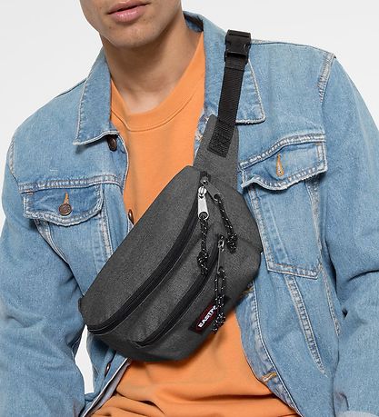 Eastpak B?ltetaske - Doggy Bag - 3 L - Blåck Denim