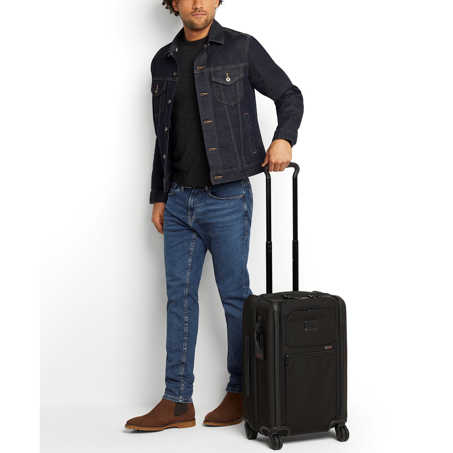 Tumi Alpha International Expandable 4 Wheel Carry-On black
