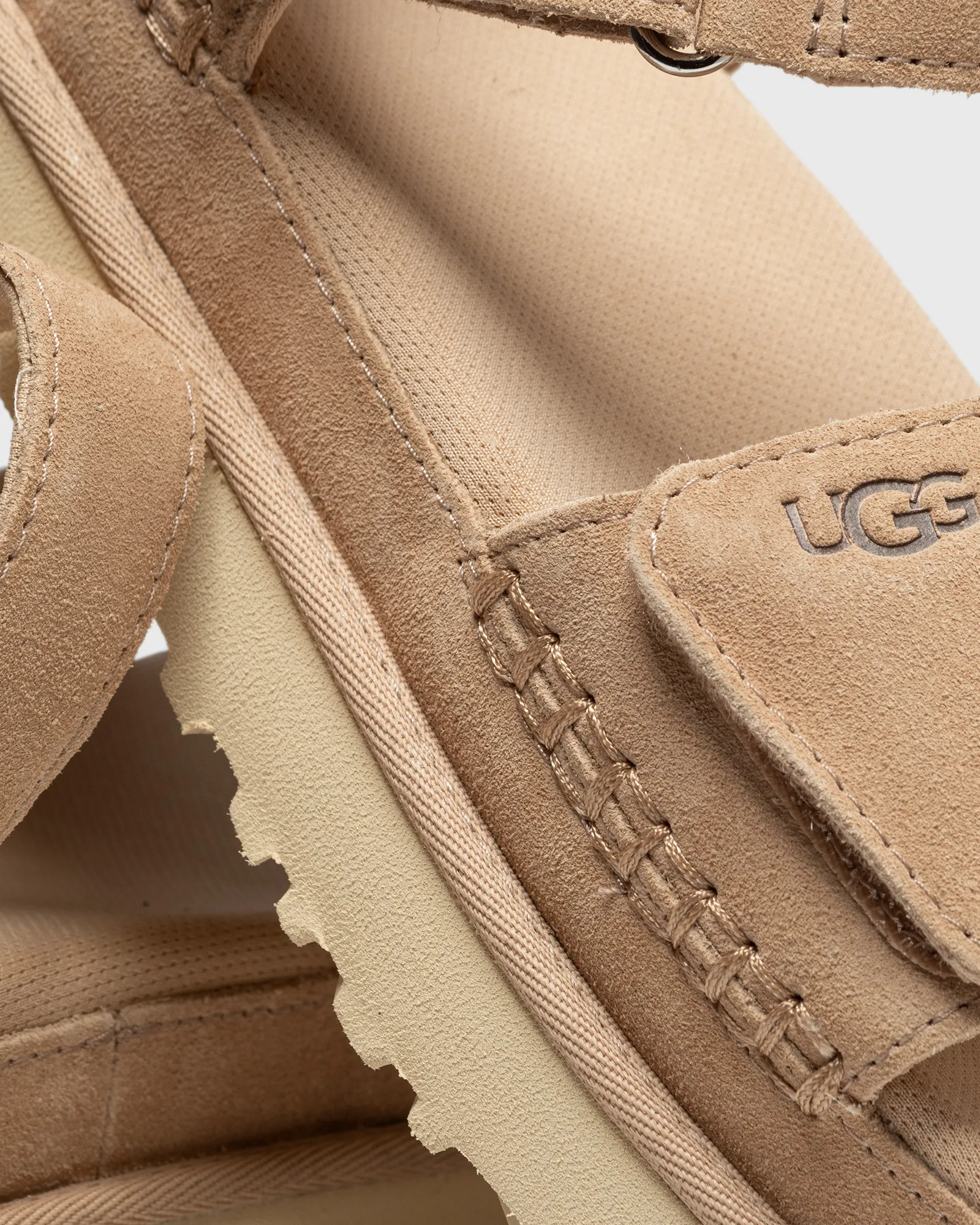 UGG W GOLDENSTAR