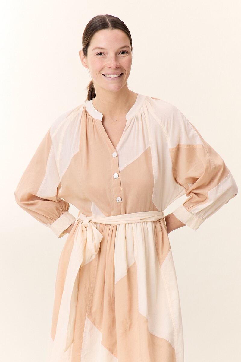 LEON & HARPER<br>Vestido midi folgado com mangas 3/4 RUNA