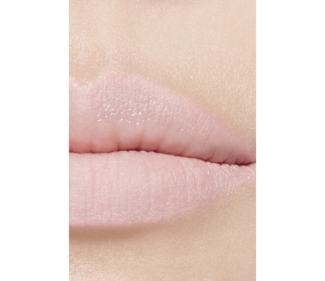 CHANEL LE CRAYON LÈVRES Crayon contour des lèvres longue tenueClear 152