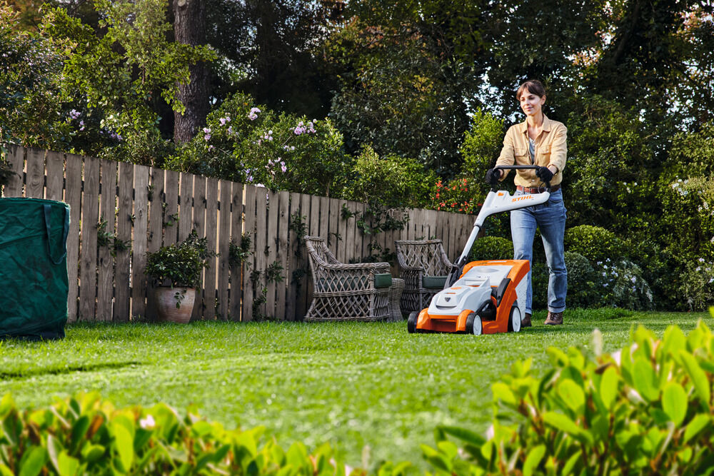 STIHL RMA 239C - Accu grasmaaier - incl accu en lader - 330250 m2