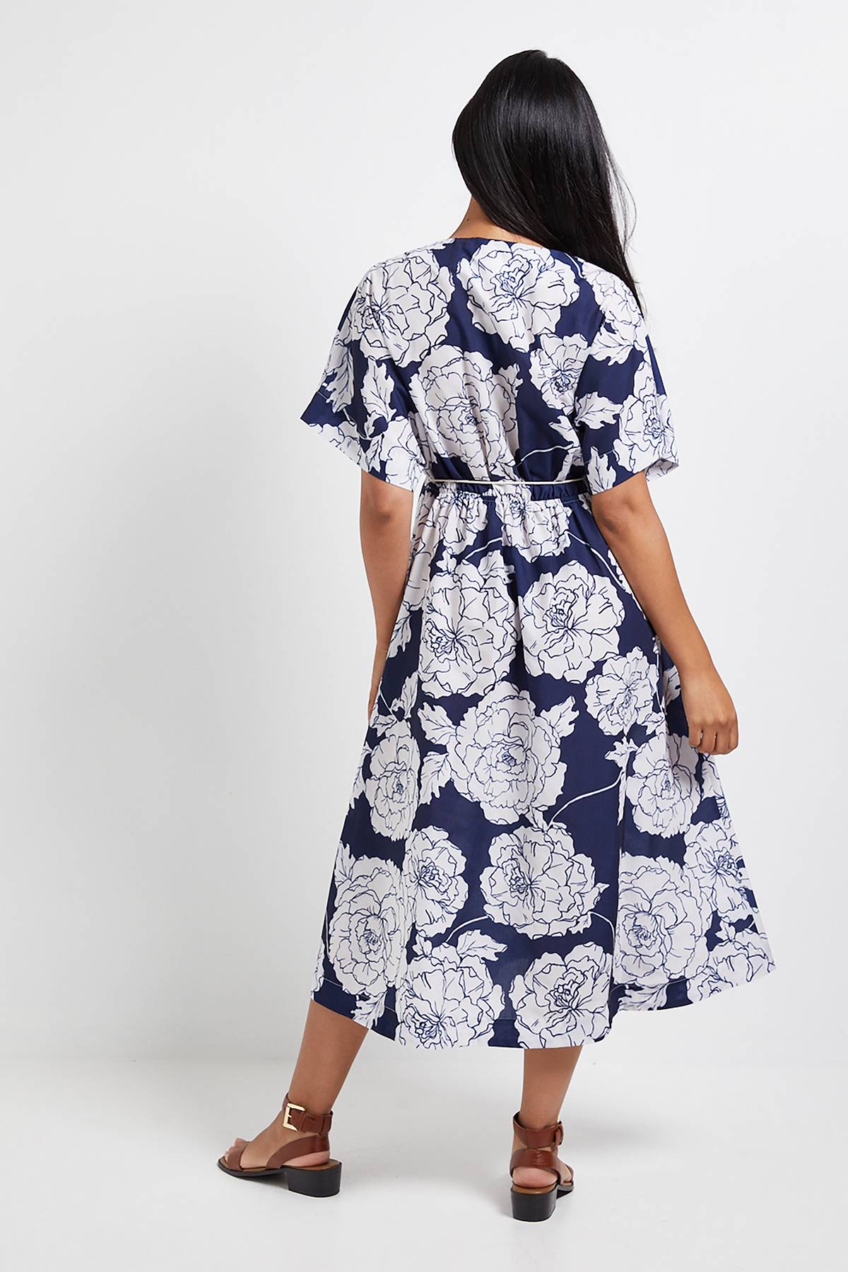 Wallis Robe Mi-Longue à Ceinture Motif Floral Petite Taille