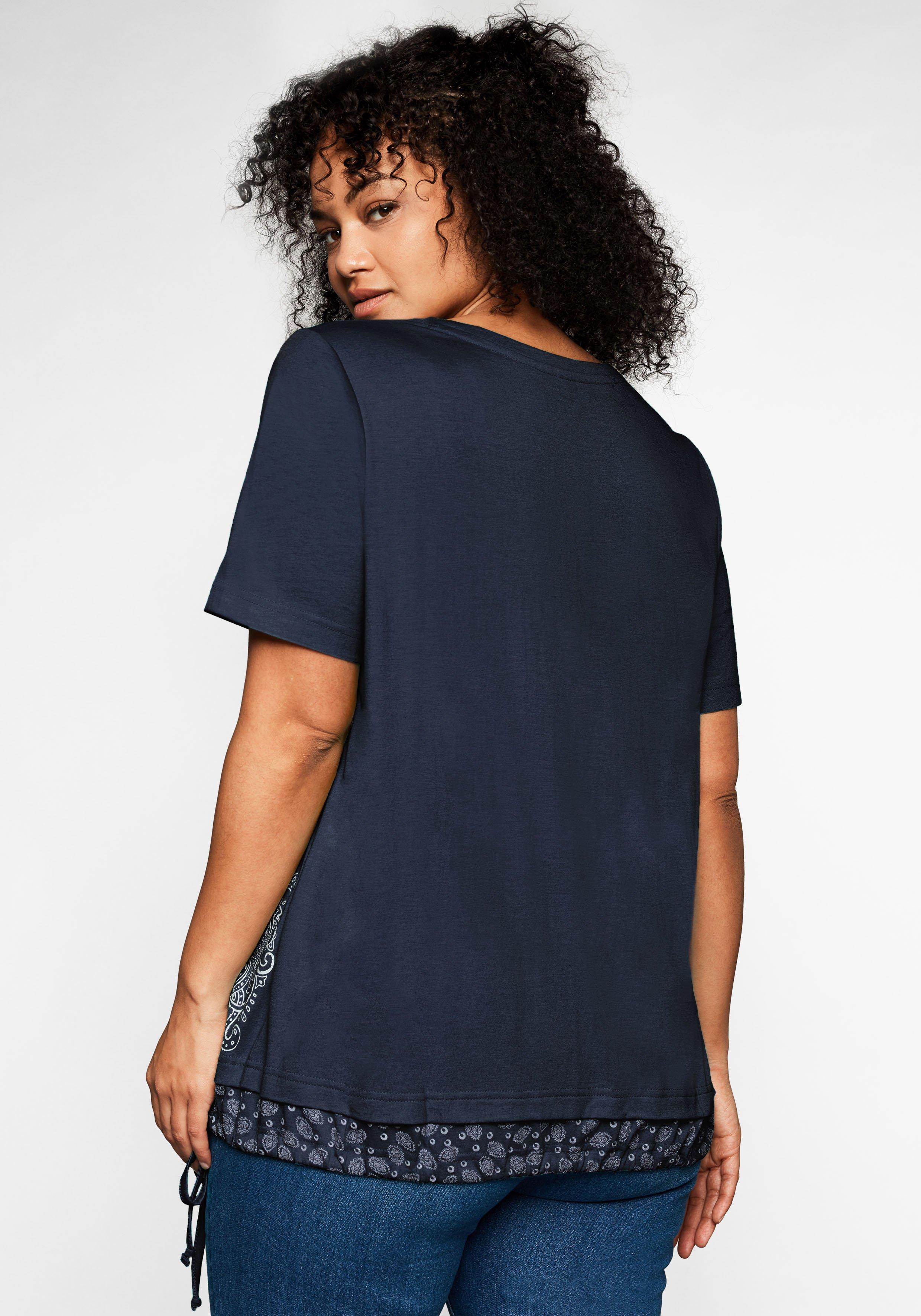 Shirt in 2-in-1-Optik mit Print und Tunnelzug