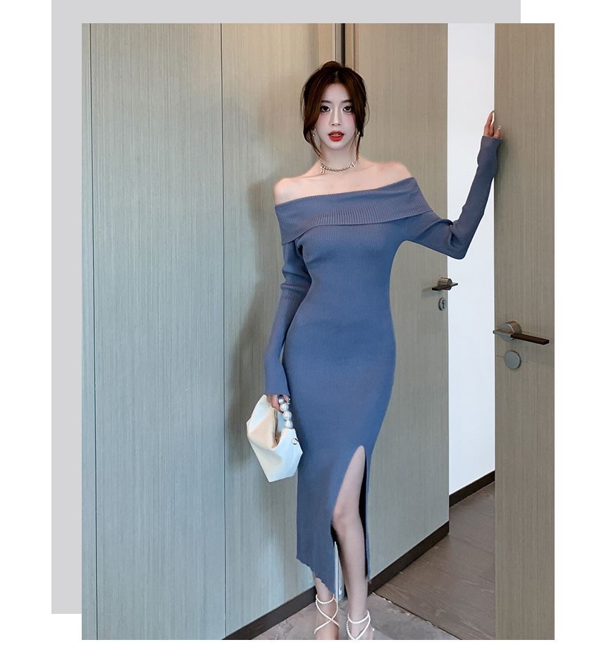 Yilda - Lange mouw off-shoulder effen gebreide midi-jurk met zijsplit