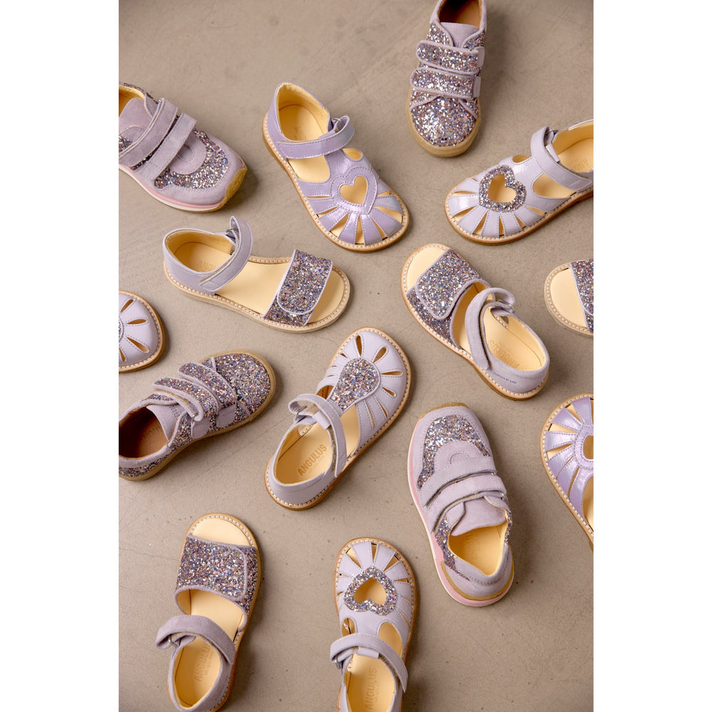 Køb Angulus Iridescent Lilac Shine Hjertesandal Med Velcrolukning