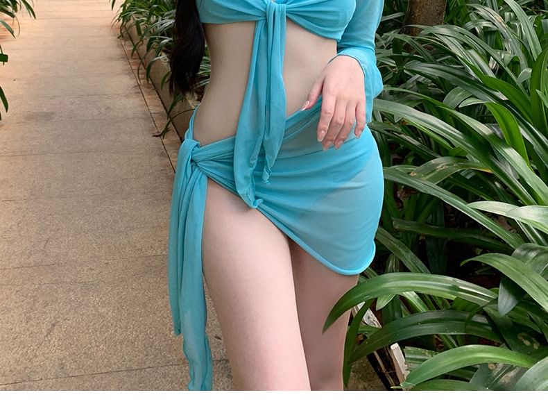 Hipper - Set: Halter Bikini Top + Broekje + Lange Mouwen Cover Up + Rok