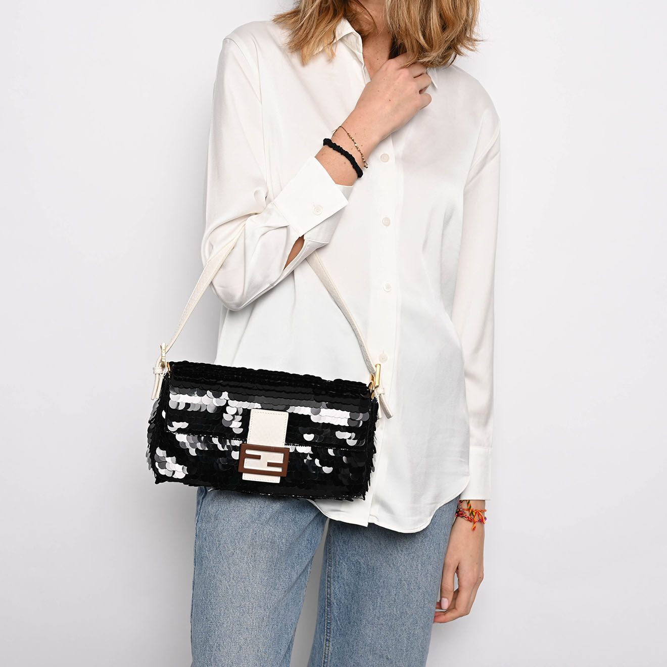 Fendi Sac porté épaule Baguette Sequin noir - Neuf sans étiquette - L.27 cm
