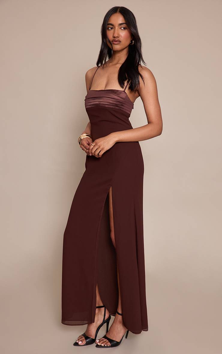 Chocolat Robe Longue En Mousseline Avec Dos Noué