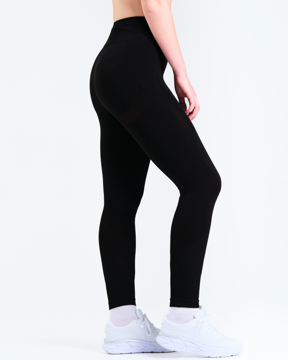 LEVITY Solar Seamless Tights Black Beauty
