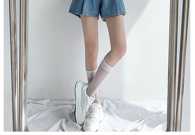 Yako - Denim shorts met hoge taille en wijde pijpen en plooien