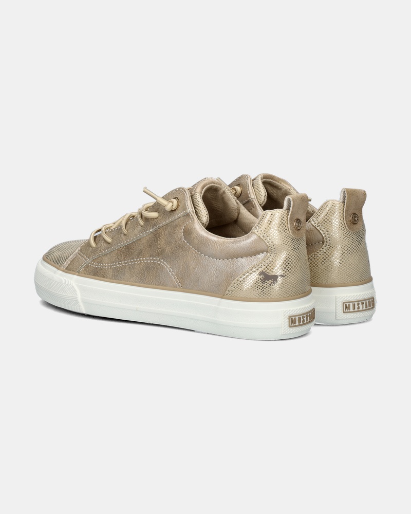 Mustang Lage sneakers  - goud