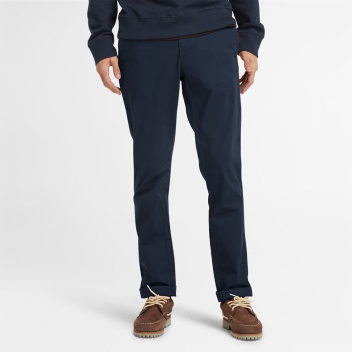 Calças chino elásticas Sargent Lake para homem, na cor azul marinho.