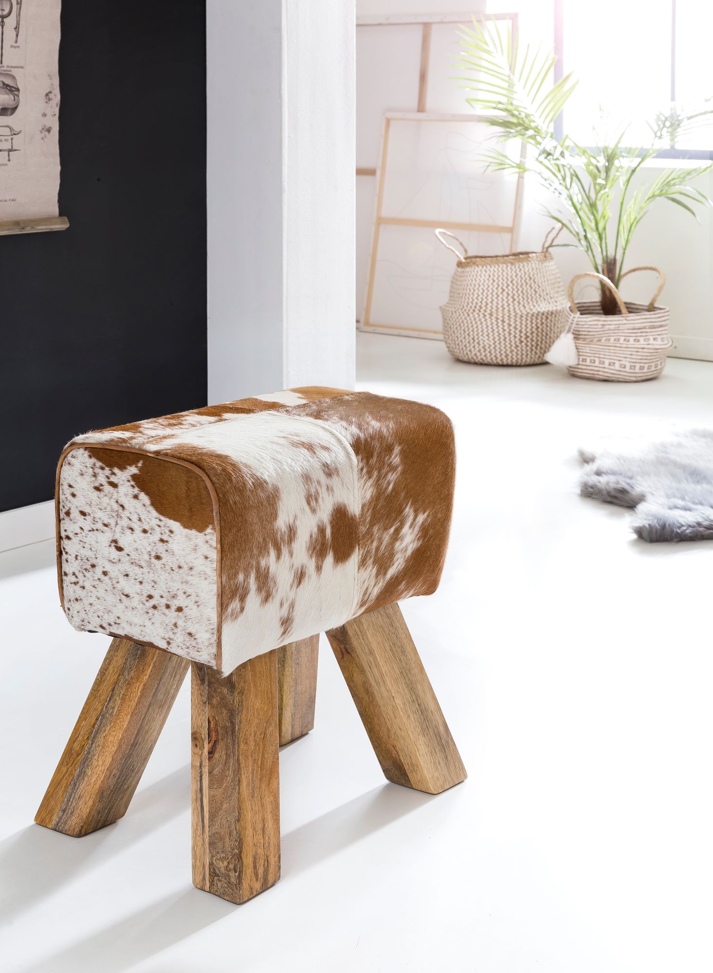 KADIMA DESIGN Ziegenfell-Sitzhocker, Moderner Landhausstil, Haarleder - Komfortabel & Stilvoll
