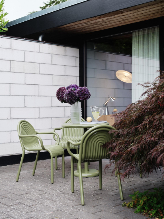 Tom Dixon Groove Round tuintafel Ø69,7 Moss