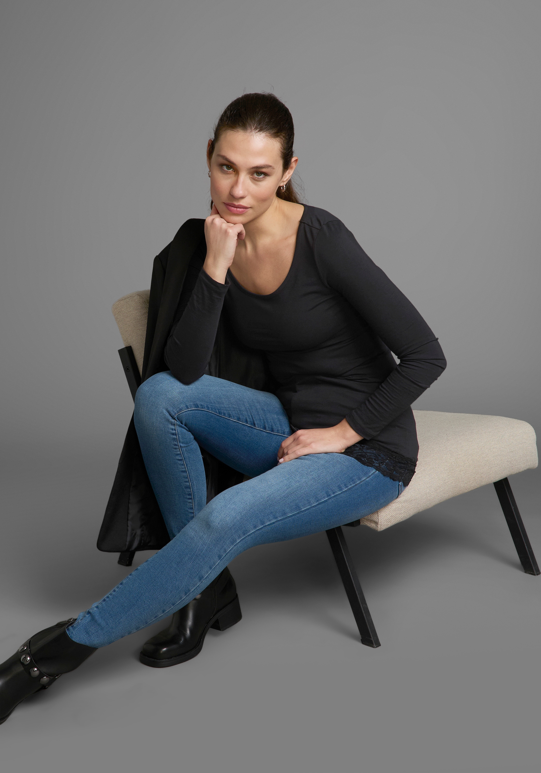 AJC Longshirt , Langarm,  figurbetonter Schnitt,  unifarben,  Rundhalsausschnitt