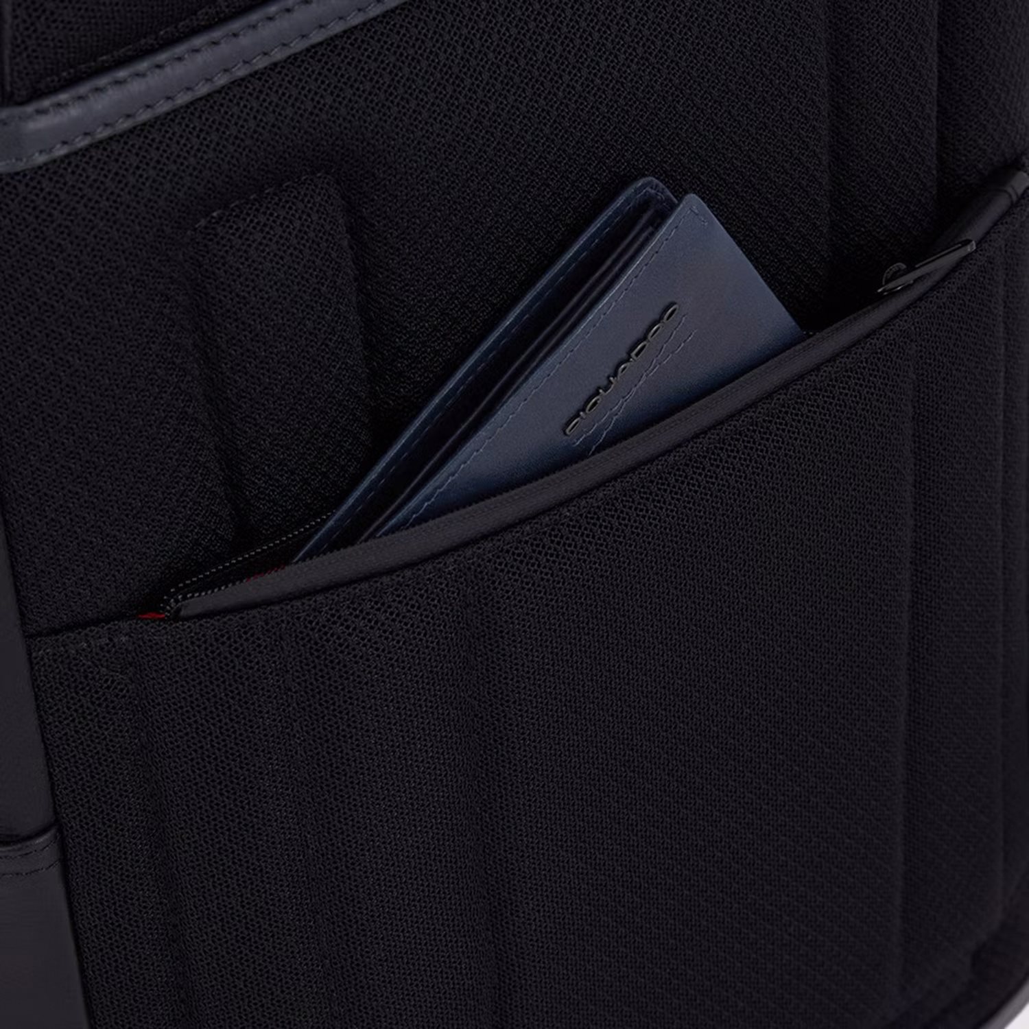 Piquadro Urban Leather Computer Backpack 14