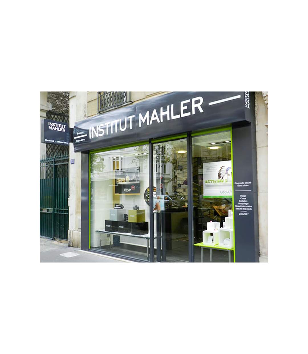 Soin du visage et examen dermatologique en institut à Paris - SMARTBOX - Coffret Cadeau Bien-être