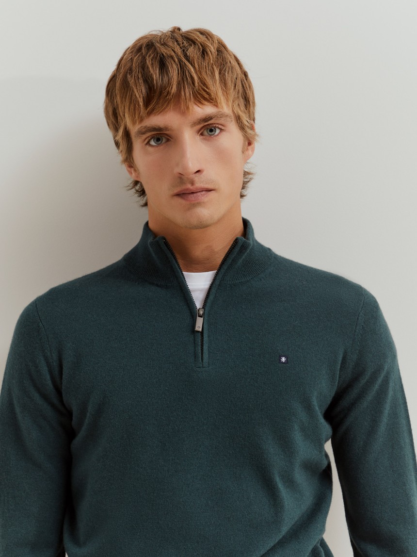 Camisola de lã com carcela