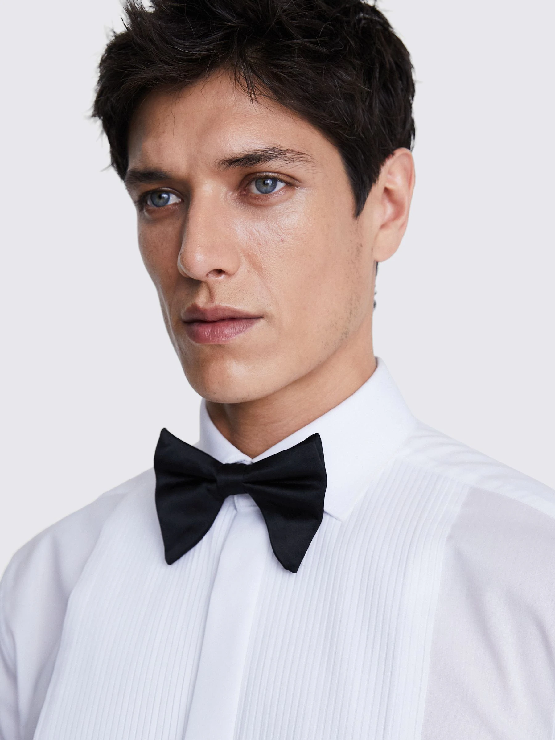MOSS Regular Fit 100% Cotton Pleated Dress Shirt