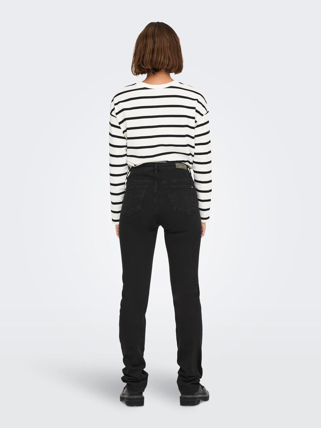 ONLSUI Mittlere Taille Slim Fit Jeans Black Denim