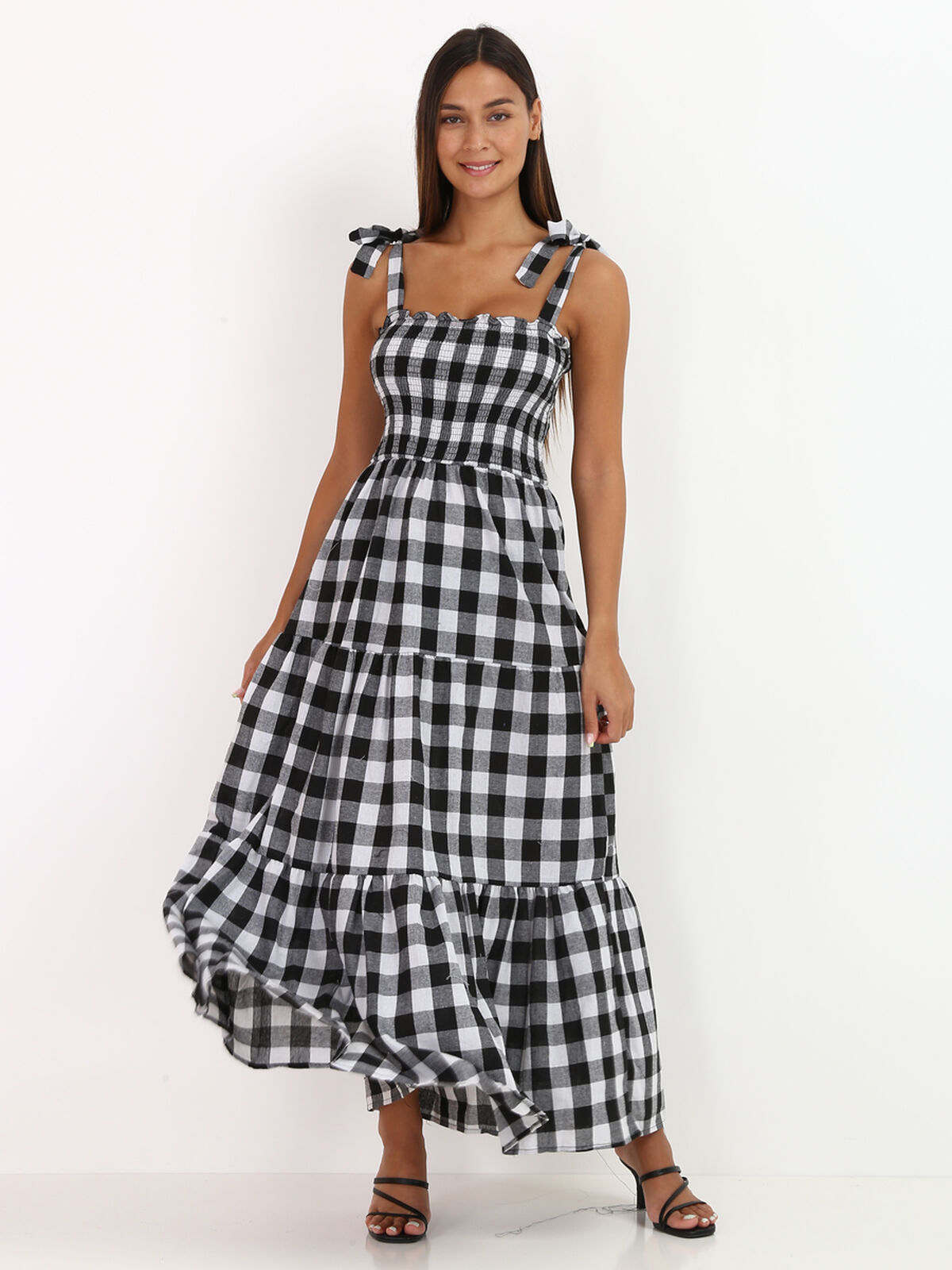 Robe longue smockée motif vichy- Noir