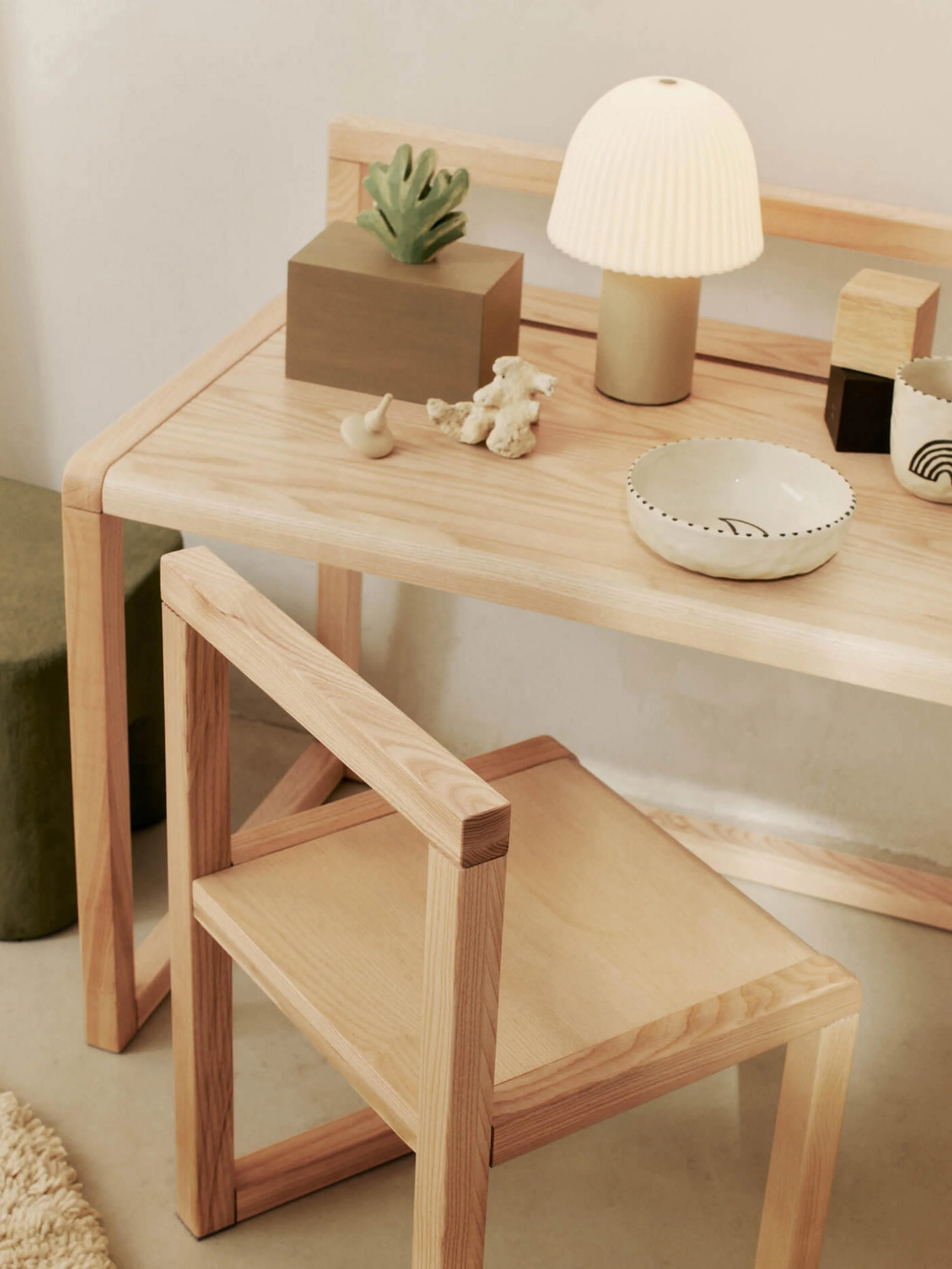 Houten kinderbureau Little Architect