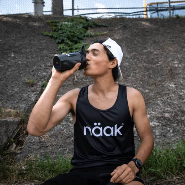 Boissons énergétiques NAAK BOTTLE SHAKER 400ML BLACK
