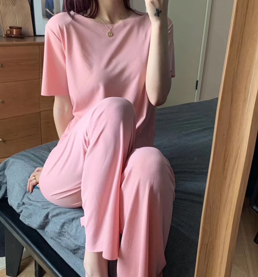 Closette - effen pyjamaset met korte mouwen