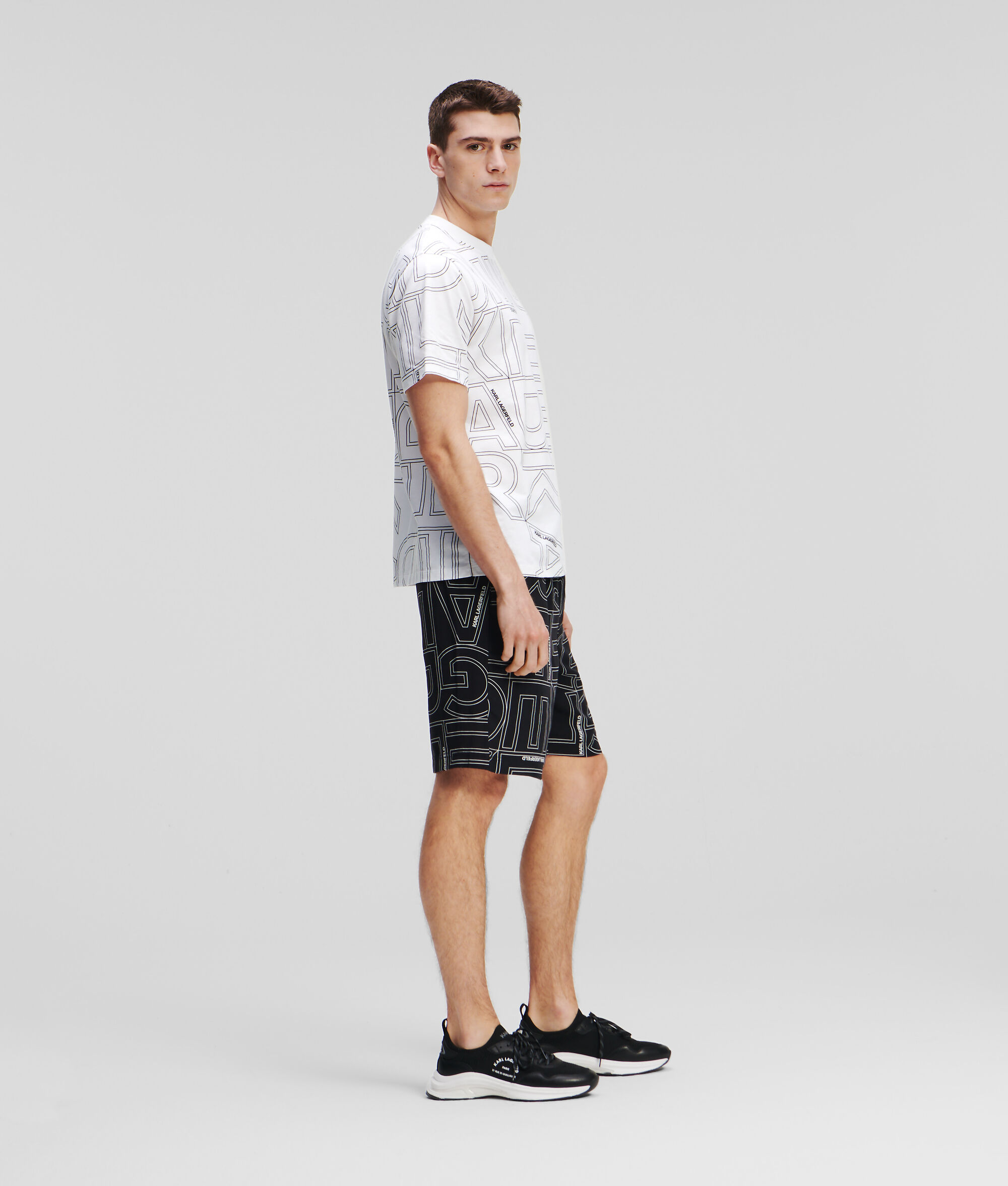 T-SHIRT AVEC LOGO KARL FAÇON ALL-OVER