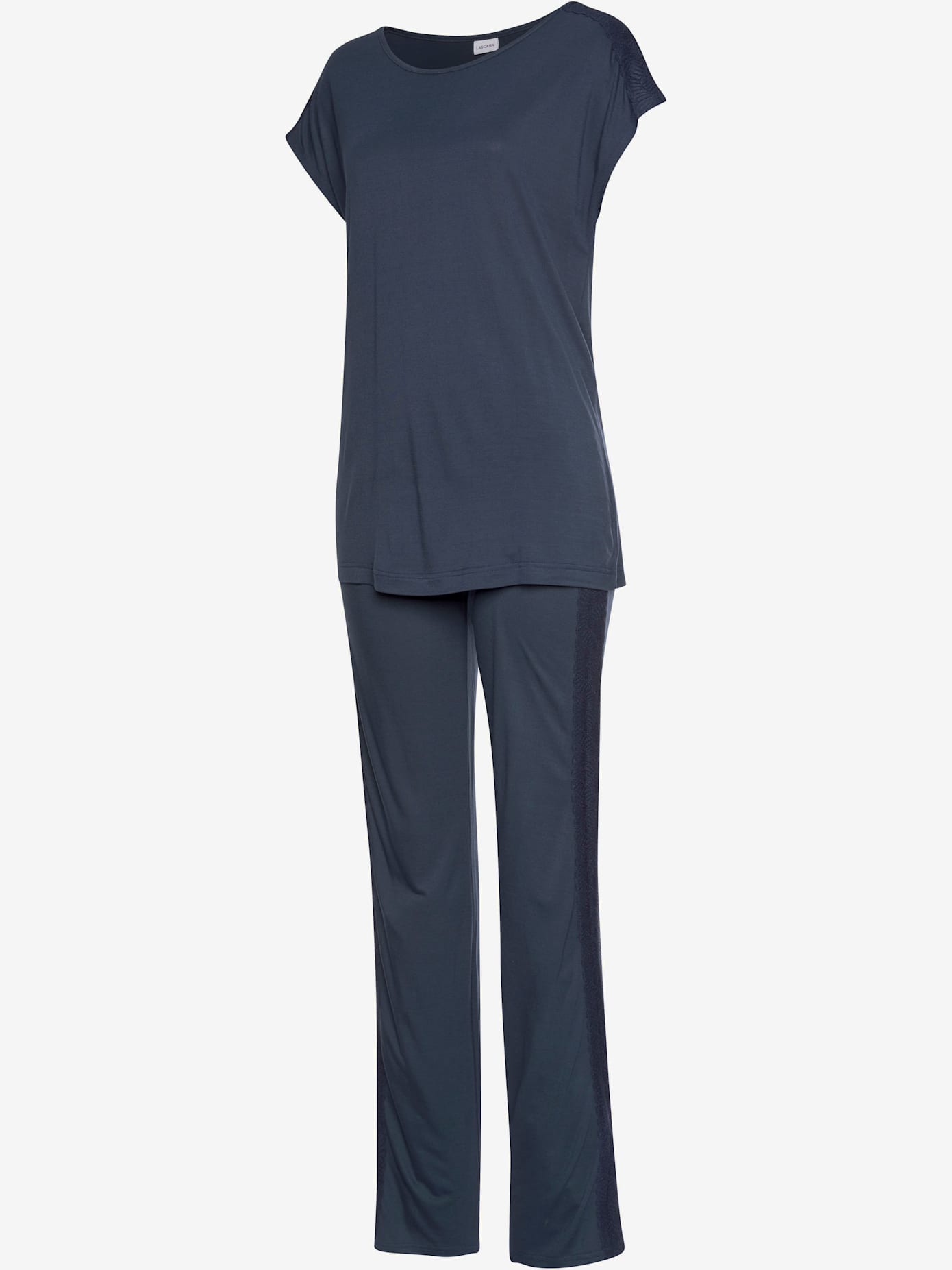 Pyjama élégant avec dentelle