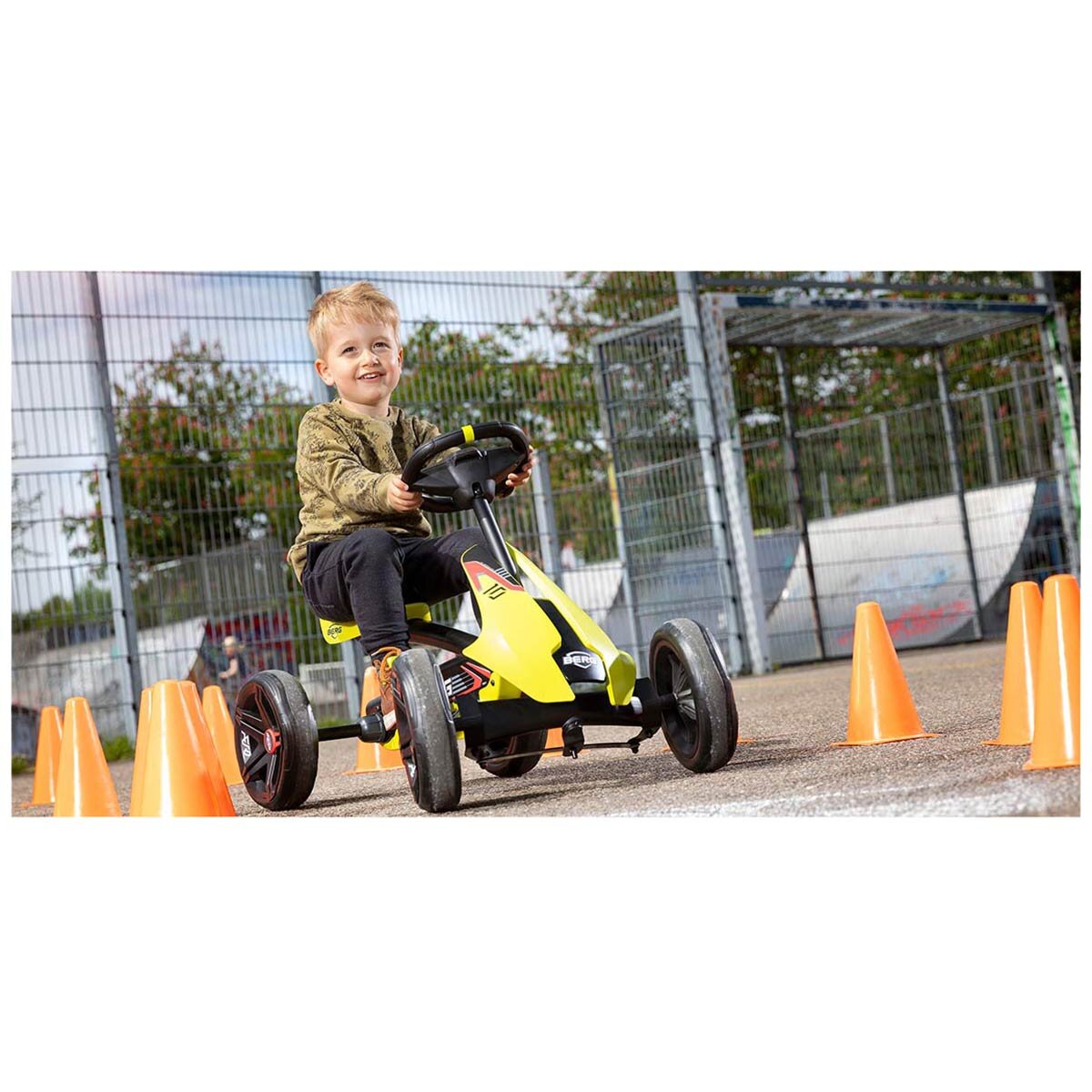 Bergtoys Berg Pedal Gokart Buzzy Aero